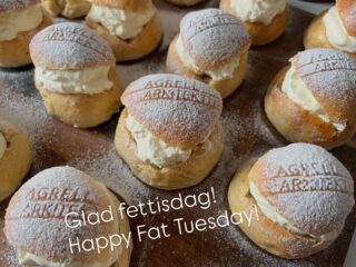 Glad fettisdag önskar Agrell Arkitektur & Bakverk! Happy Fat Tuesday wishes from Agrell Architecture & Pastries! 
#pastries #mardigras #fettisdagen #semla #arkitekt